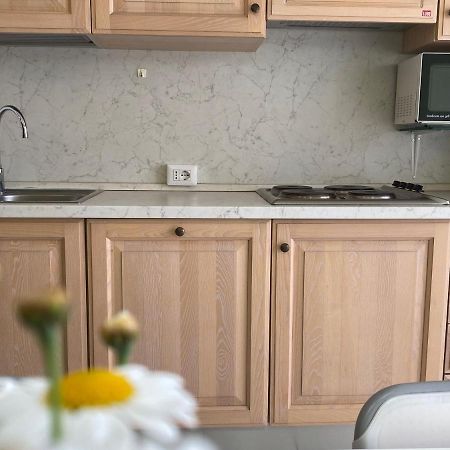 Ferretti Residence Garda Palace Пескьера-дель-Гарда Экстерьер фото