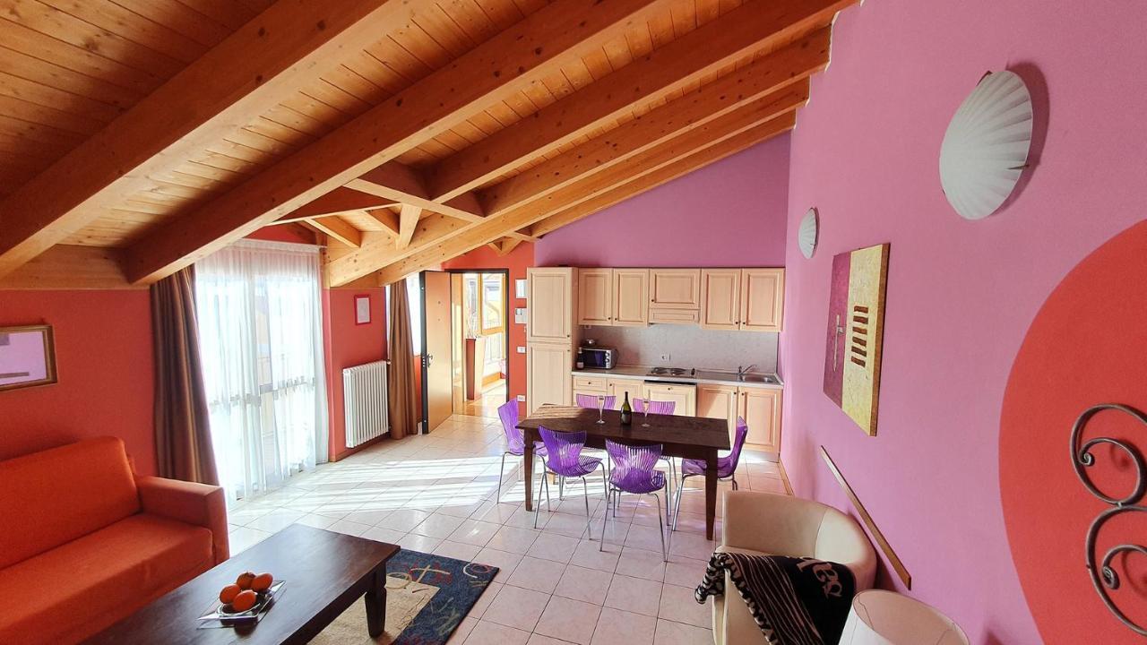 Ferretti Residence Garda Palace Пескьера-дель-Гарда Экстерьер фото