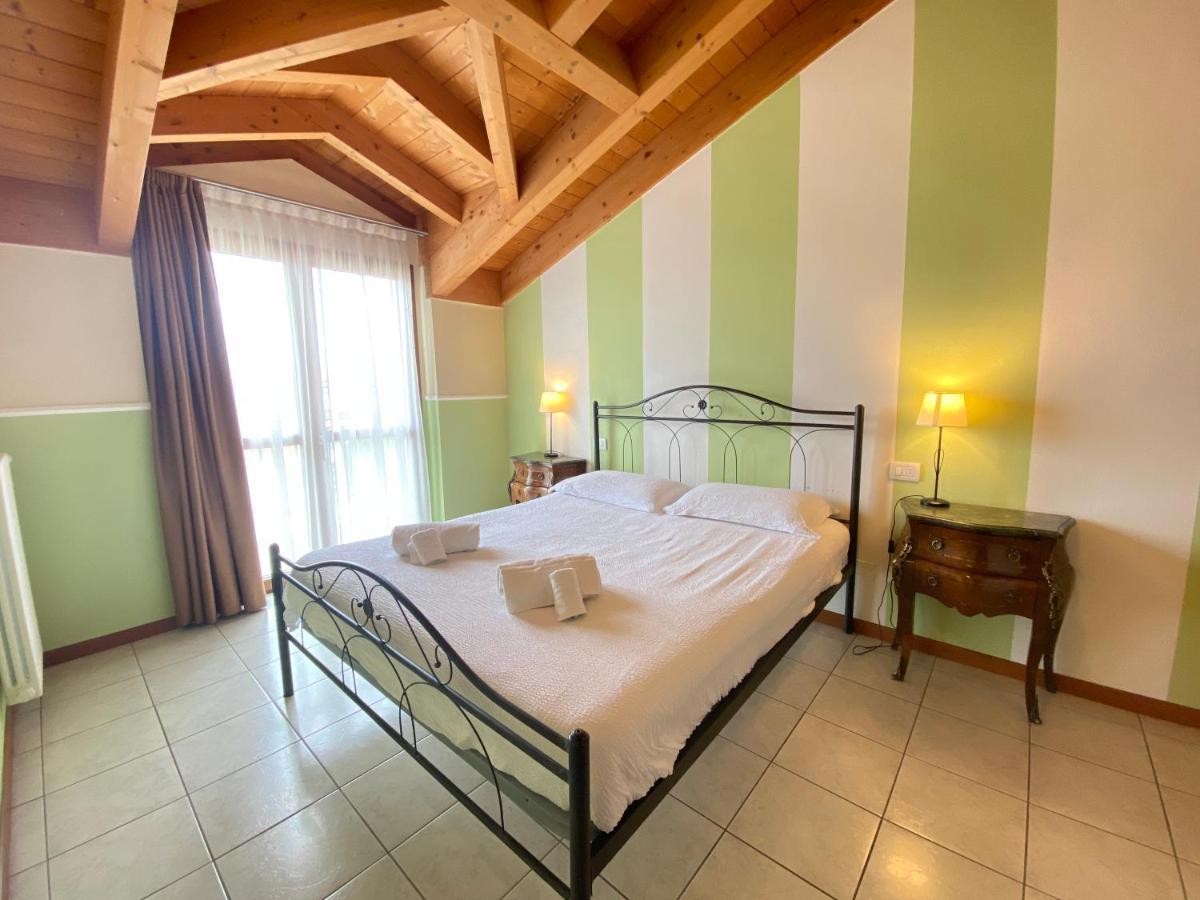 Ferretti Residence Garda Palace Пескьера-дель-Гарда Экстерьер фото