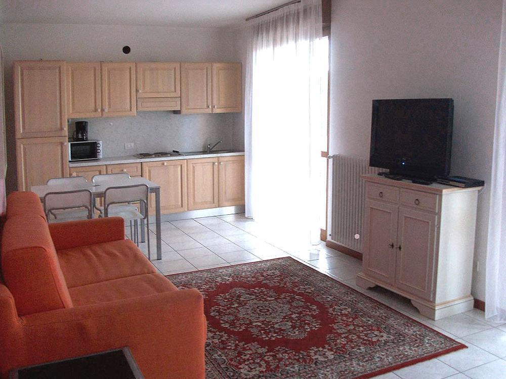 Ferretti Residence Garda Palace Пескьера-дель-Гарда Экстерьер фото