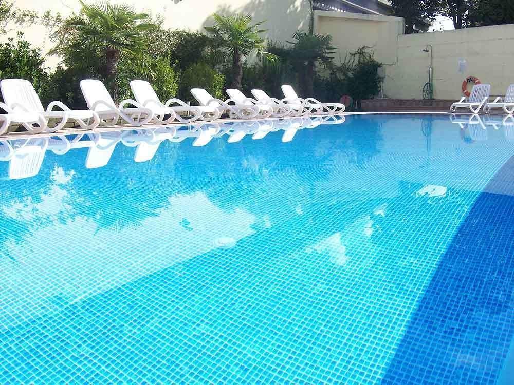 Ferretti Residence Garda Palace Пескьера-дель-Гарда Экстерьер фото