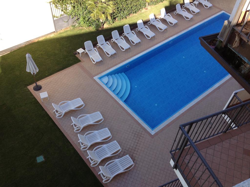 Ferretti Residence Garda Palace Пескьера-дель-Гарда Экстерьер фото